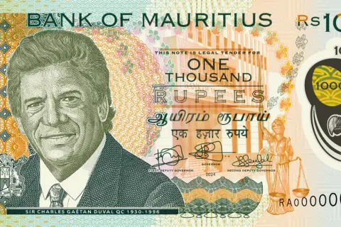 Banknot 1000 rupii z Mauritiusa, przedstawiający Sir Charles Gaëtan Duval. Jaka waluta na Mauritiusie? Rupia.