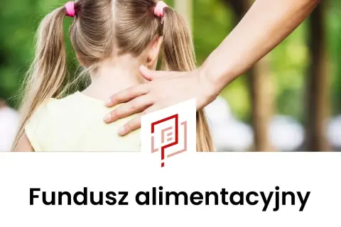 Dziecko z ręką na ramieniu. Dowiedz się, jakie zaświadczenie od komornika jest potrzebne do funduszu alimentacyjnego.