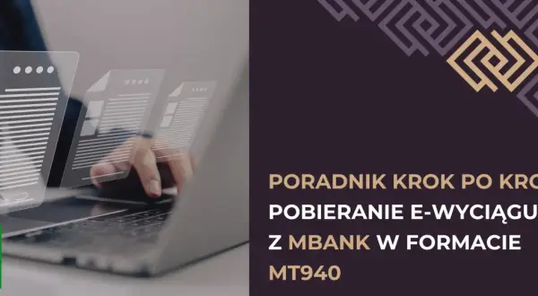 Poradnik krok po kroku: jak pobrać wyciąg z mBanku w formacie MT940. Dłoń pisząca na wirtualnym dokumencie.