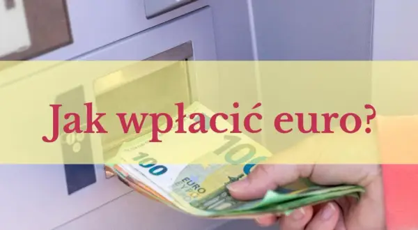 Ręka wkłada banknoty euro do wpłatomatu. Dowiedz się, jak wpłacić euro na konto walutowe mBank.
