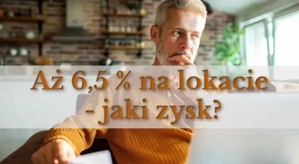 Mężczyzna zastanawia się, jak działa lokata 3 miesięczna z oprocentowaniem 6,5%.