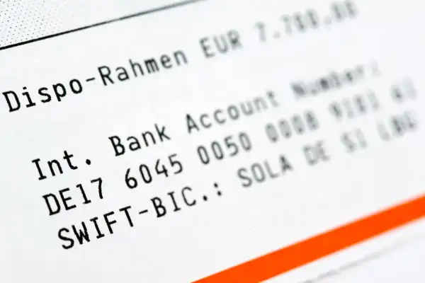 Międzynarodowy numer konta bankowego: DE17 6045 0050 0008 9101 41.